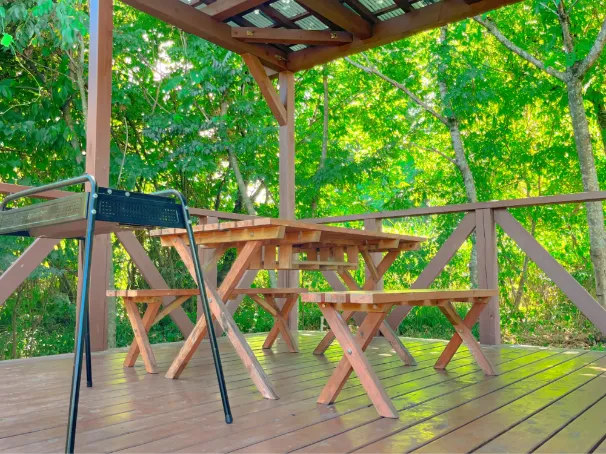 LakesideHouse 高島のBBQウッドデッキ