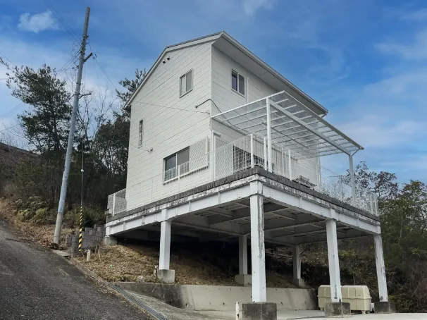 秘密基地 二房の外観