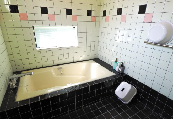 森と丘のお宿 Toju 高島の浴室